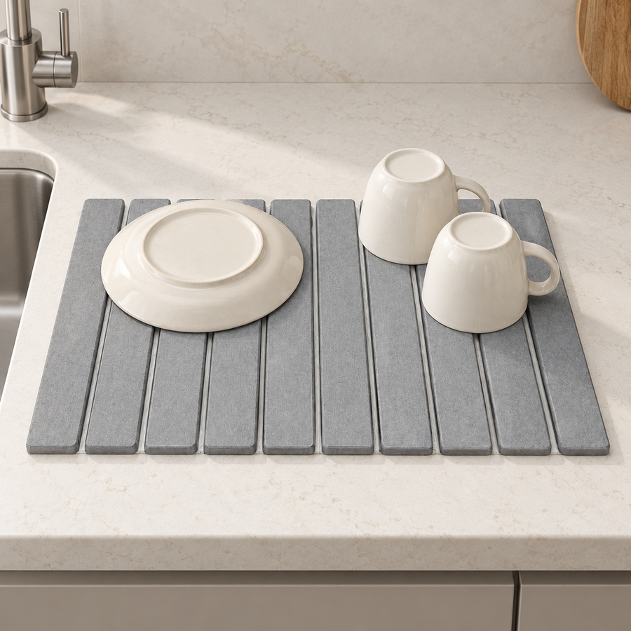 Stone Drying Mat for Kitchen Counter: the same dishes on the Trivelle stone drying mat (after)