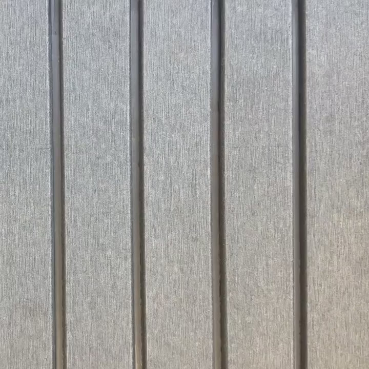 Video of the Trivelle stone drying mat draining and air-drying dishes on a kitchen counter